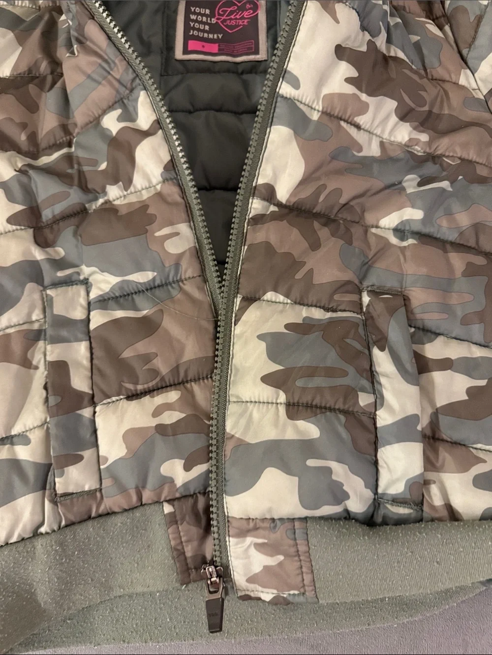 Justice Camo Girls size 8 comfy jacket